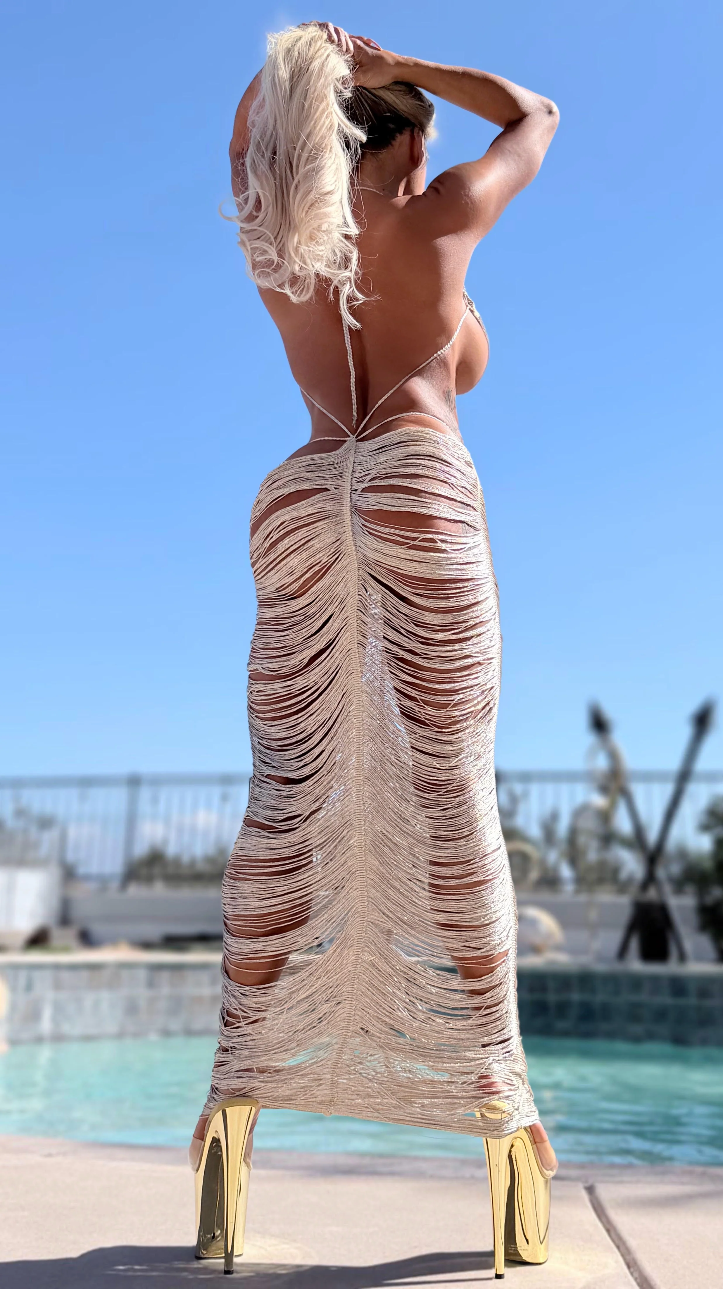 Connie's LIMITED EXCLUSIVE "GOLD CHAMPAGNE 🍾🥂 STRING MAXI" RICH METAL CHEST Accent, NOT LINED, The Chest area is Nice and Thick - Image 7