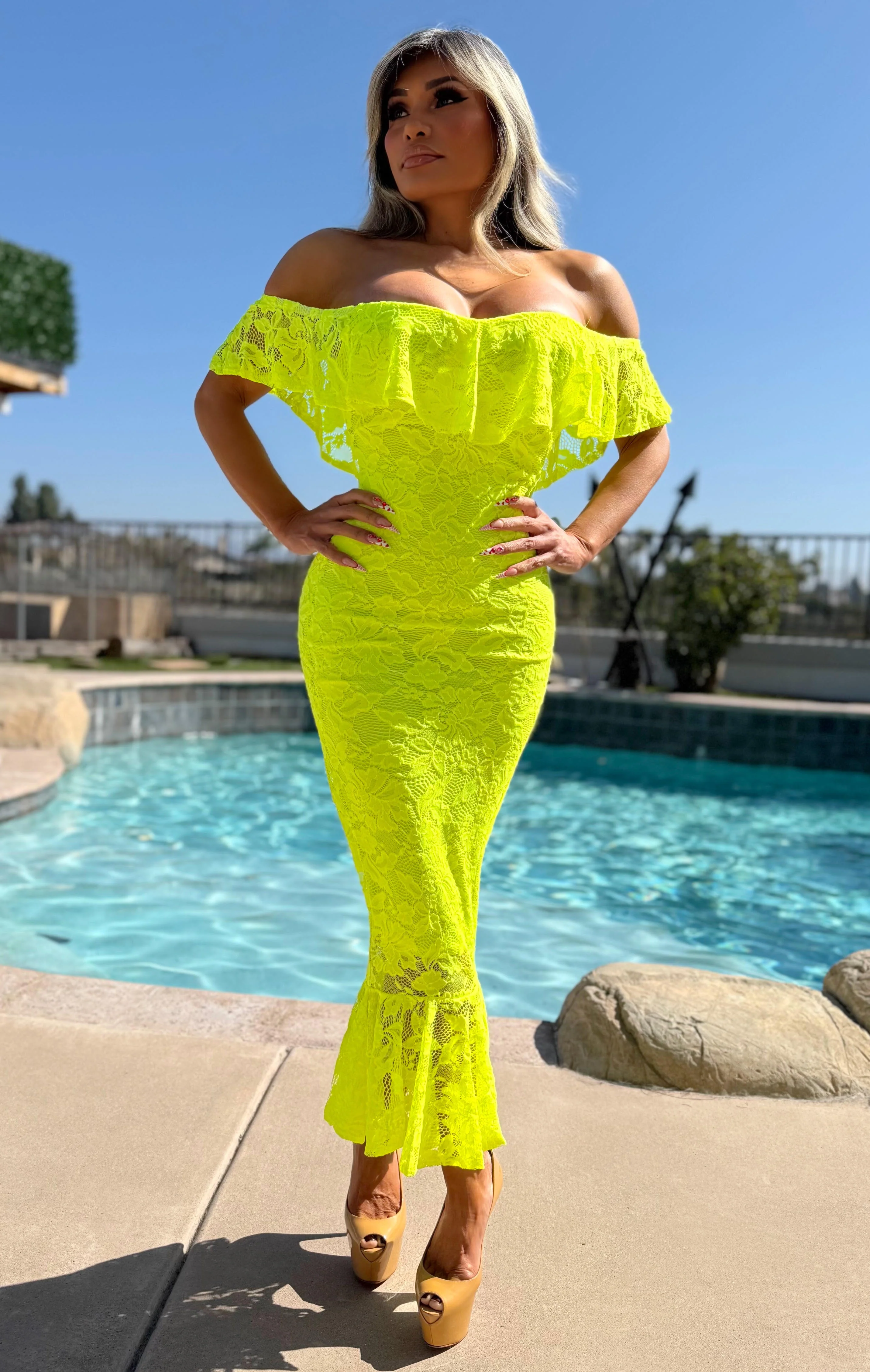 FINAL SALE Connie's Made in USA!!! "NEON YELLOW MIAMI BEACH STRETCH FIT MAXI " STRETCH LACE & Stretch Fit Matching Lining, LIMITED ITEM!!! - Image 6